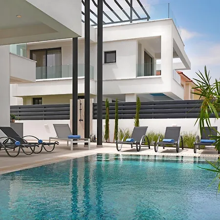 Levanda Platinum - Sunrise Sea View Holiday home Protaras